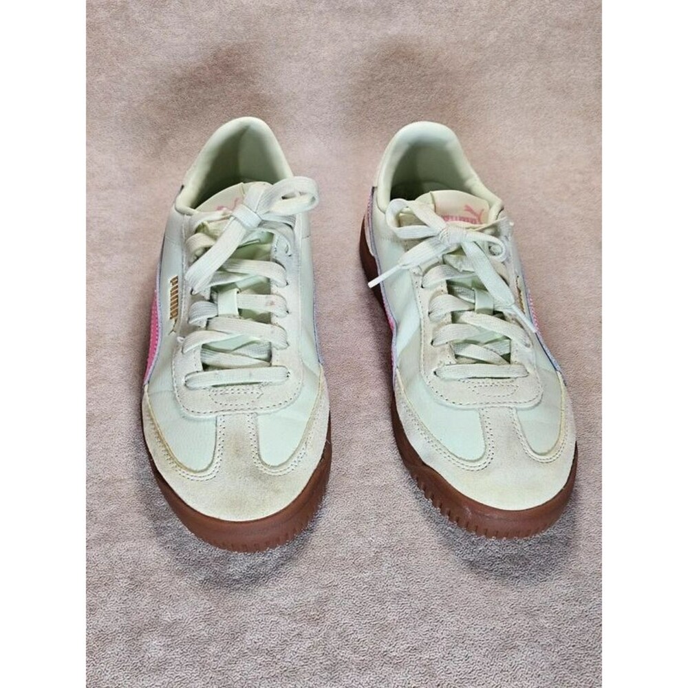 Women's Puma size 8 mint green and pink sneakers